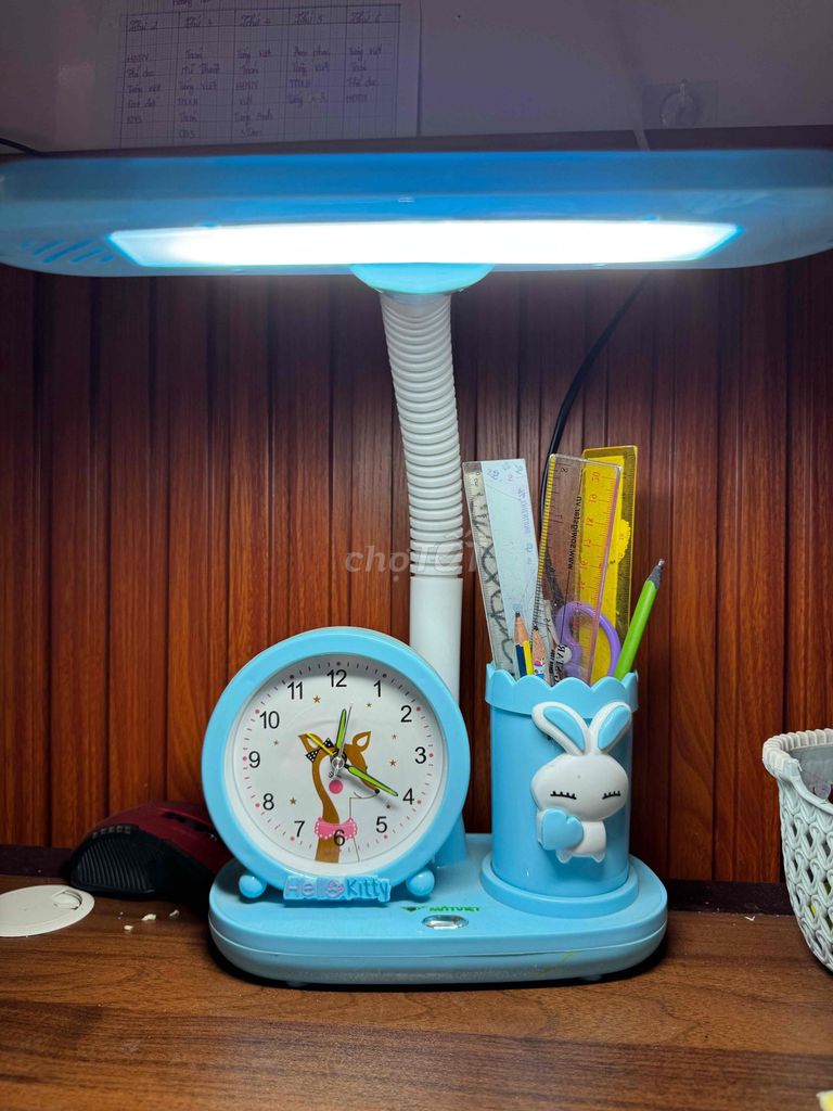 Đèn bàn học Hello Kitty Xanh dương. Mua bán Đèn tại Thị xã Tân Uyên Bình Dương được đăng bởi Phu Ke hình 1