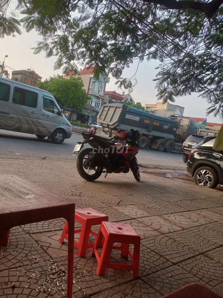 Mình có chiếc XE Exciter 150 2017 đang sử dụng. Mua bán Xe máy tại Huyện Lạng Giang Bắc Giang được đăng bởi Nguyễn Long Tứ  hình 2