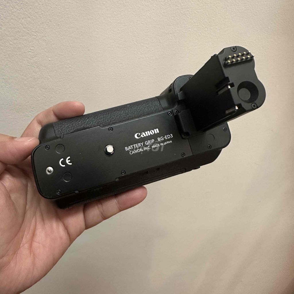 Cần bán Grip máy ảnh Canon BG-ED3 Đen. Mua bán Máy ảnh, Máy quay tại Quận Tân Phú Tp Hồ Chí Minh được đăng bởi J.Vu hình 1