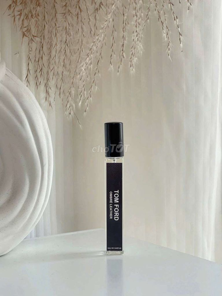 Tom Ford Ombre Leather chiết 10ml. Mua bán Nước hoa tại Quận Đống Đa Hà Nội được đăng bởi Chuyên đồ đã qua sử dụng hình 1