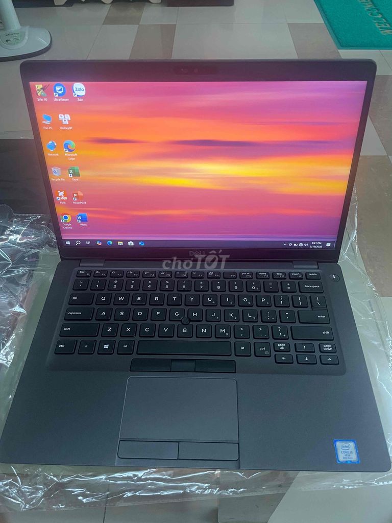 Dell Latitude 5400 i5, 8G, SSD 256G like new