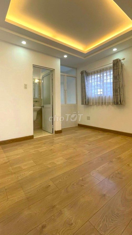 Bán Nhà Sát Mặt Tiền, Gần 60m2, 4Tầng, 4PN, Không Quy Hoạch, Hơn 8 Tỉ.