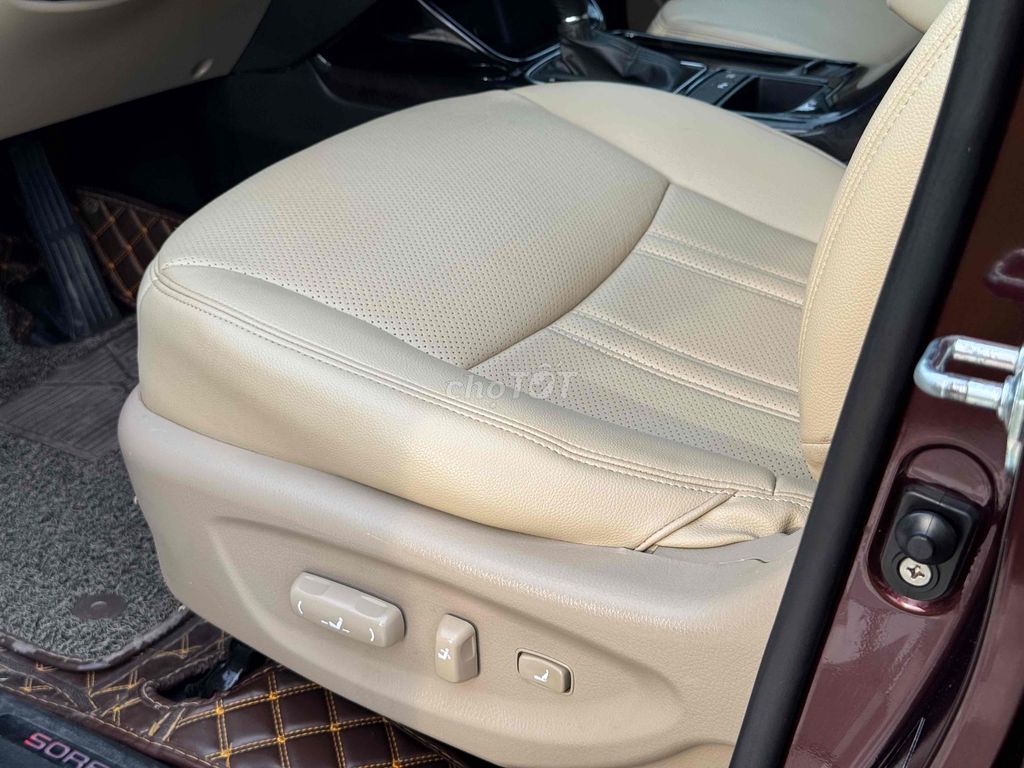 Kia Sorento 2016 2WD 2.4 GATH - 95000 km. Mua bán Ô tô tại Huyện Đông Anh Hà Nội được đăng bởi Kiên hình 8