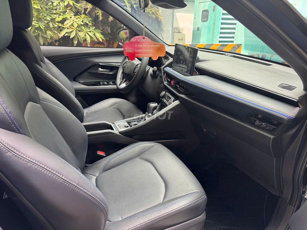 Yaris Cross 2024 1.5 D-CVT - 17000 km. Mua bán Ô tô tại Quận Gò Vấp Tp Hồ Chí Minh được đăng bởi Lộc Xe Cũ Toyota Đông Sài Gòn Nguyễn Văn Lượng hình 9