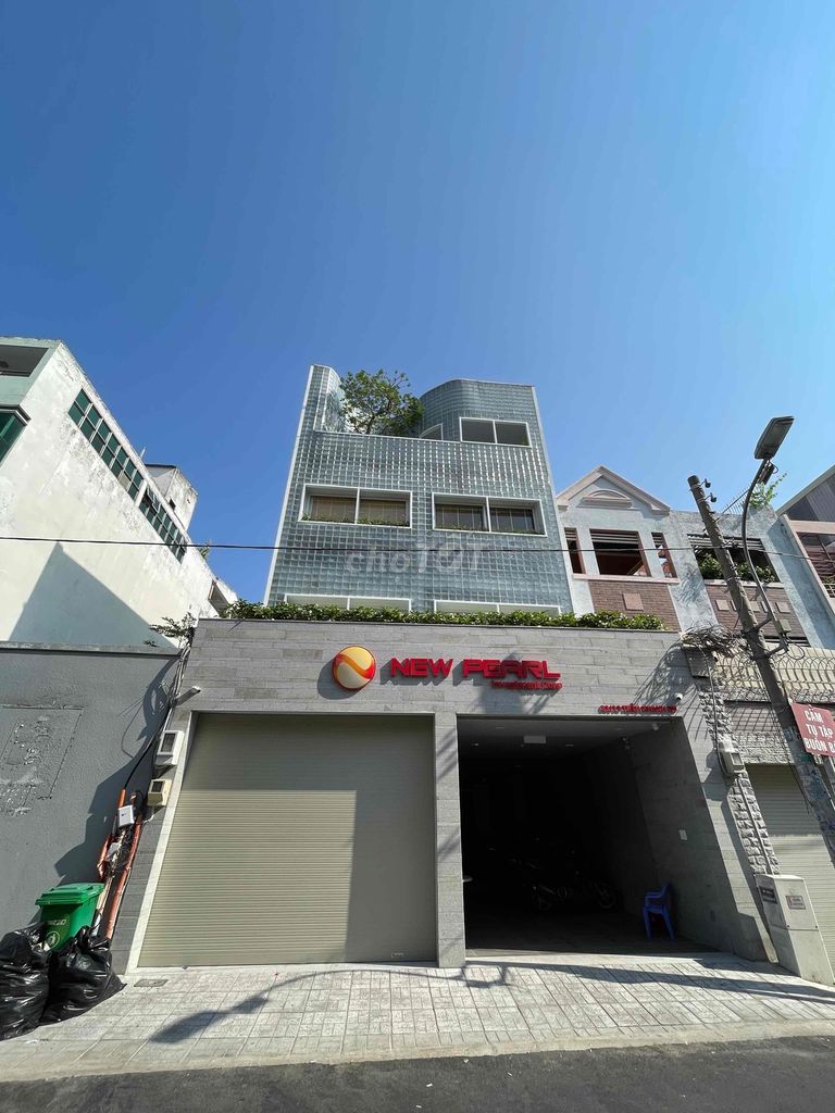 /viec-lam-quan-1-tp-ho-chi-minh/123760769.htm#px=SR-stickyad-[PO-2][PL-top]?i=1