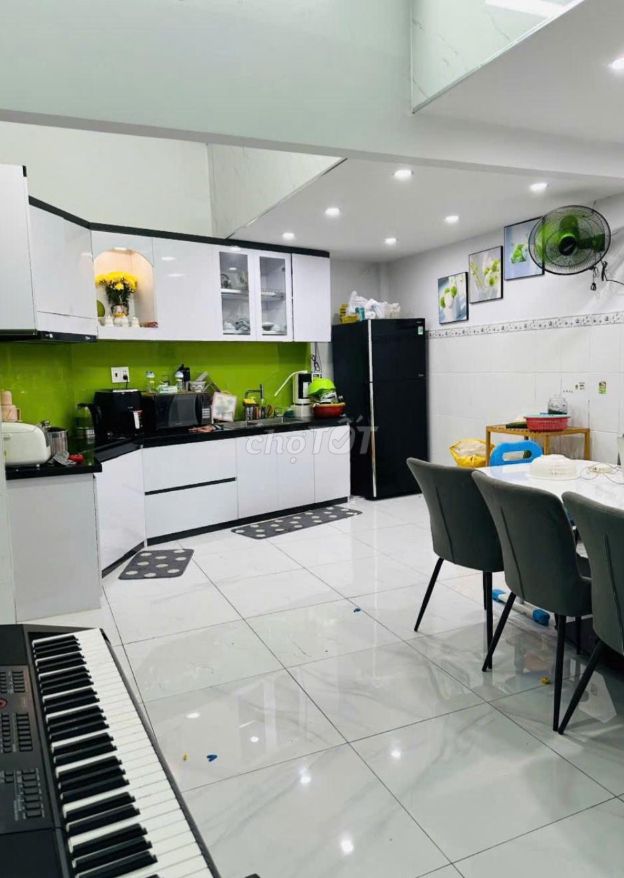 NHÀ KIỂU HOMESTAY – FULL NỘI THẤT – ĐƯỜNG SỐ 8, Q9 – GIÁ 7.3 TỶ. Mua bán nhà ở tại Thành phố Thủ Đức Tp Hồ Chí Minh được đăng bởi Nguyễn Đ hình 3