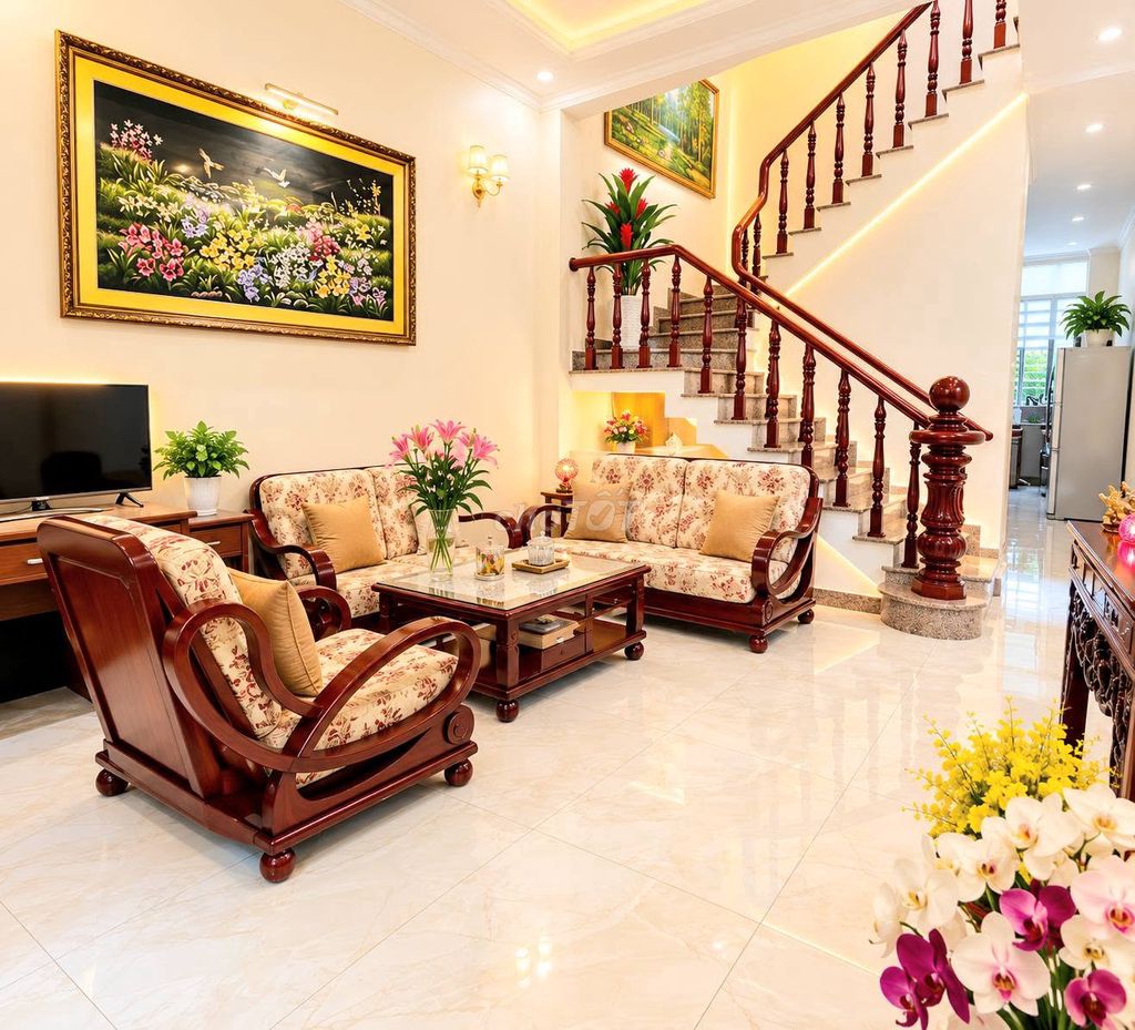 CẠNH NHÀ GA T3 - HẺM XE HƠI PHẠM VĂN BẠCH - TÂN BÌNH- DT 61M2- 3 TẦNG