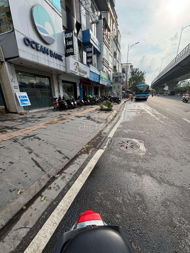 Bán nhà minh khai mặt ngõ ô tô vào nhà .khu dân trí cao.cách phố 15m