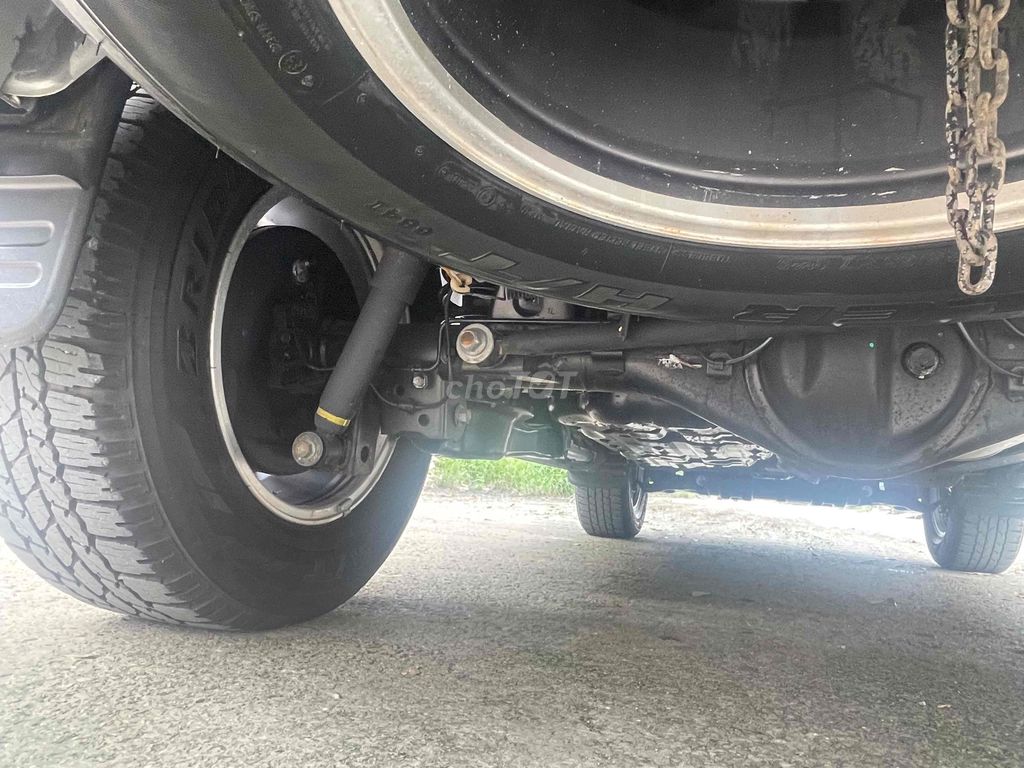 e bán fortuner 2013 máy xăng màu bạc. Mua bán Ô tô tại Quận 8 Tp Hồ Chí Minh được đăng bởi Quang Tuấn Lê hình 16