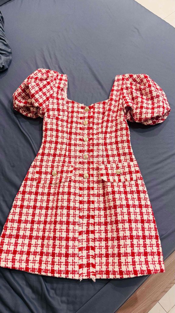 Váy nữ dạ tweed Đỏ caro. Mua bán Quần áo tại Quận Tân Bình Tp Hồ Chí Minh được đăng bởi Đào Nhung hình 1
