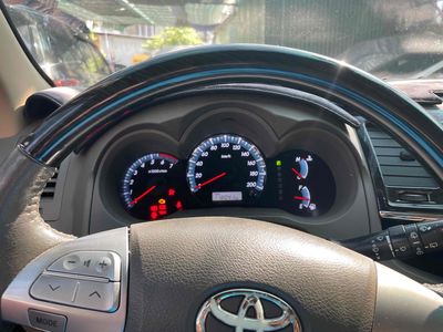 Toyota Fortuner 2013 số tự động nhà dùng ít đi