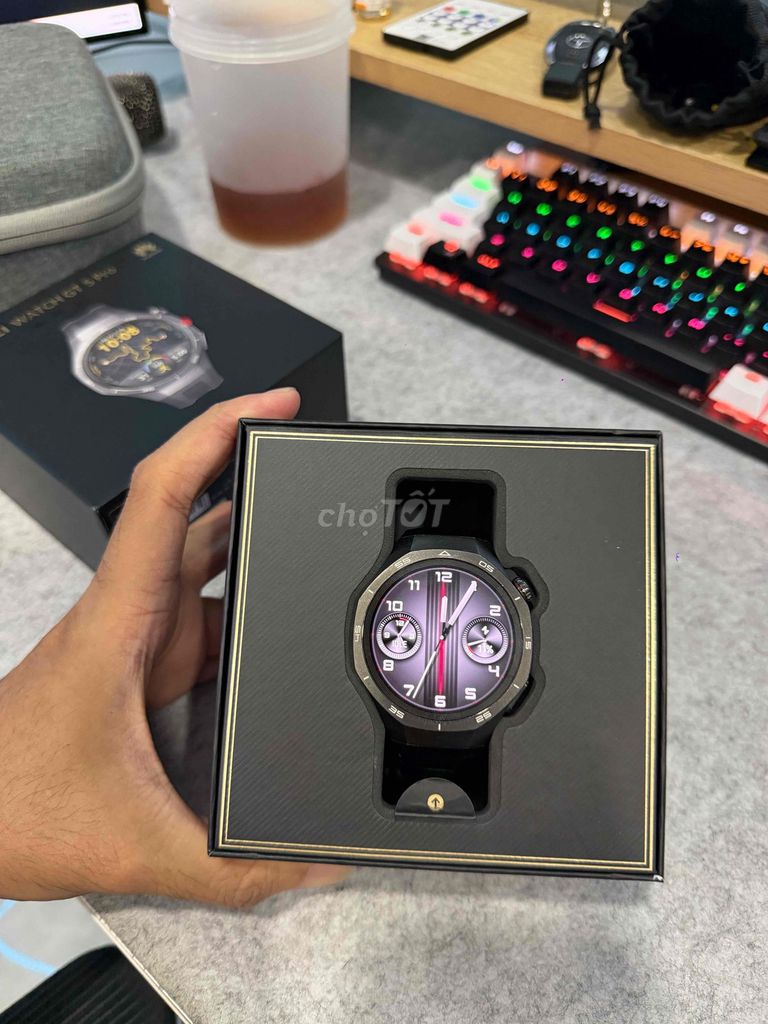 Huawei GT 5 Pro Đen kèm dây titan đen. Mua bán Thiết bị đeo thông minh tại Quận Bình Tân Tp Hồ Chí Minh được đăng bởi Kevin hình 1