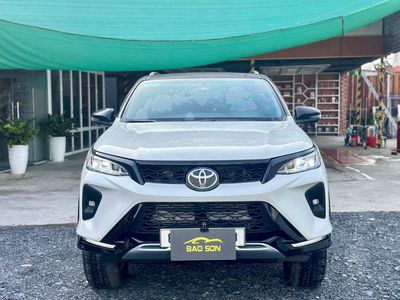 Toyota Fortuner 2024 Legender 2.4L 4x2 AT - 7000 k. Mua bán Ô tô tại Thành phố Thủ Đức Tp Hồ Chí Minh được đăng bởi Nguyễn Anh Triết