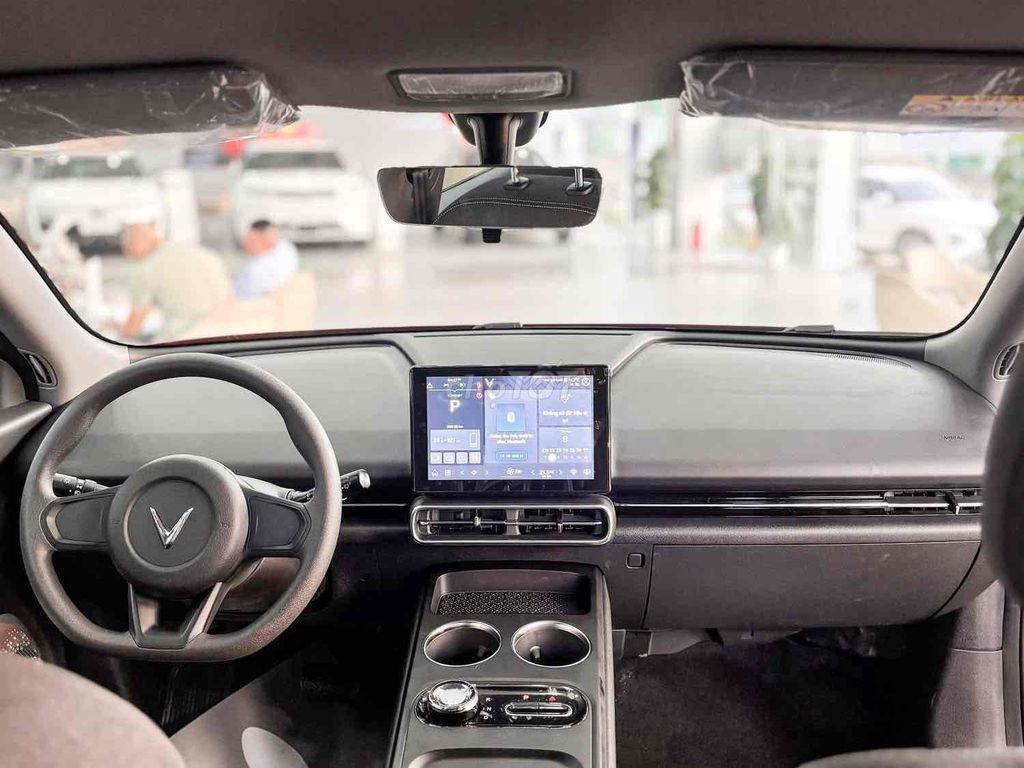 VinFast Limo Green Trắng. Mua bán Ô tô tại Quận 10 Tp Hồ Chí Minh được đăng bởi Thuỷ Tiên hình 6