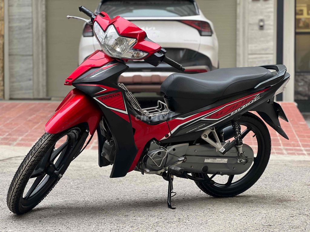 Honda Wave Blade 110 2018 Vành Đúc xe cực đẹp. Mua bán Xe máy tại Quận Cầu Giấy Hà Nội được đăng bởi Xe Máy Đoàn Văn Cam Kết Đúng Ảnh Đúng Biển Đúng Giá Trị hình 3