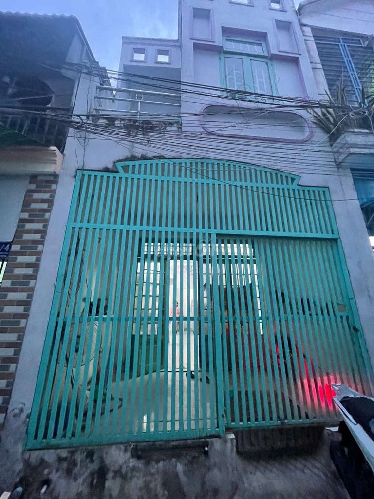 Nhà SC 1 trệt 1 lầu Phường đông Hòa Dĩ an 1 tỷ 390 triệu 40m2 Đất