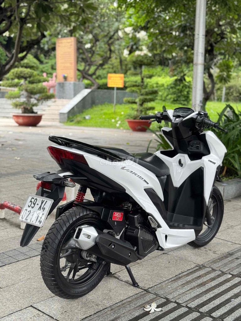 Honda Vario 150 2022 Белый черный Индонезия ПТС