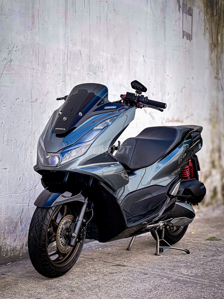 Хонда PCX 160 серая б/у