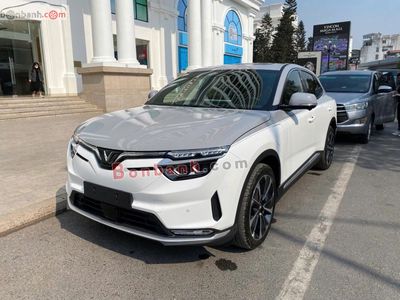 VinFast VF8 Lux Plus. Mua bán Ô tô tại Quận Long Biên Hà Nội được đăng bởi Anh Tú