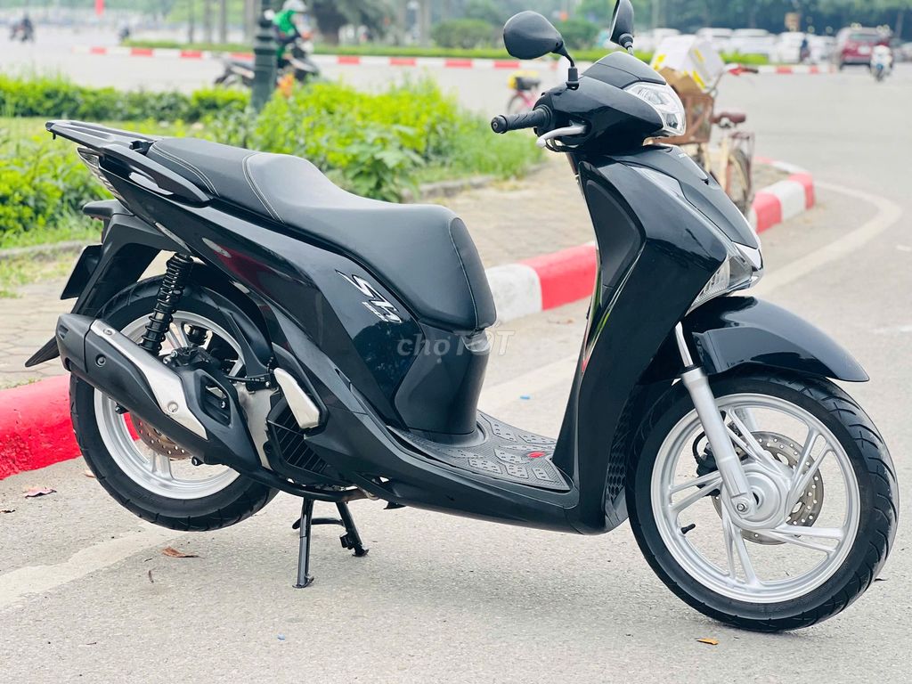 HONDA SH 125I NGUYÊN BẢN CHÍNH CHỦ GIÁO VIÊN. Mua bán Xe máy tại Quận Nam Từ Liêm Hà Nội được đăng bởi MAI HÒA hình 4