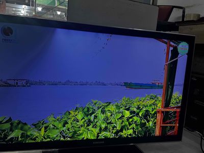 xác cái tivi 37 in như hình,vẫn hát ok. Mua bán Tivi, Âm thanh tại Quận 3 Tp Hồ Chí Minh được đăng bởi Lê Thanh