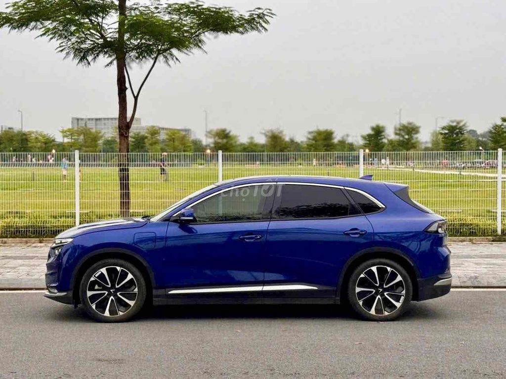 VinFast VF8 2023 Plus - Pin CALT - Xe đi 1.0480. Mua bán Ô tô tại Quận Ba Đình Hà Nội được đăng bởi Vinfast Ocean Park Gia Lâm Hà Nội hình 2