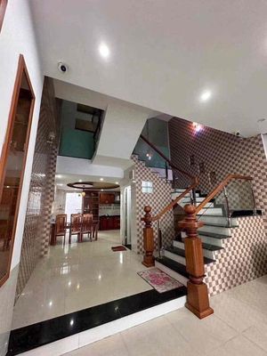 CHO KD LƯU TRÚ,5PN,5WC MT NGÔ QUYÊN