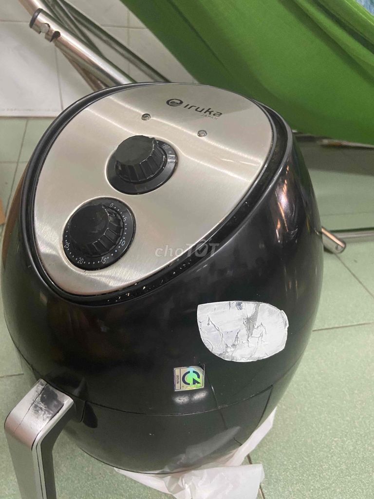 Nồi chiên không dầu Iruka Đen. Mua bán Bếp, lò, đồ điện nhà bếp tại Quận 8 Tp Hồ Chí Minh được đăng bởi lien hình 1