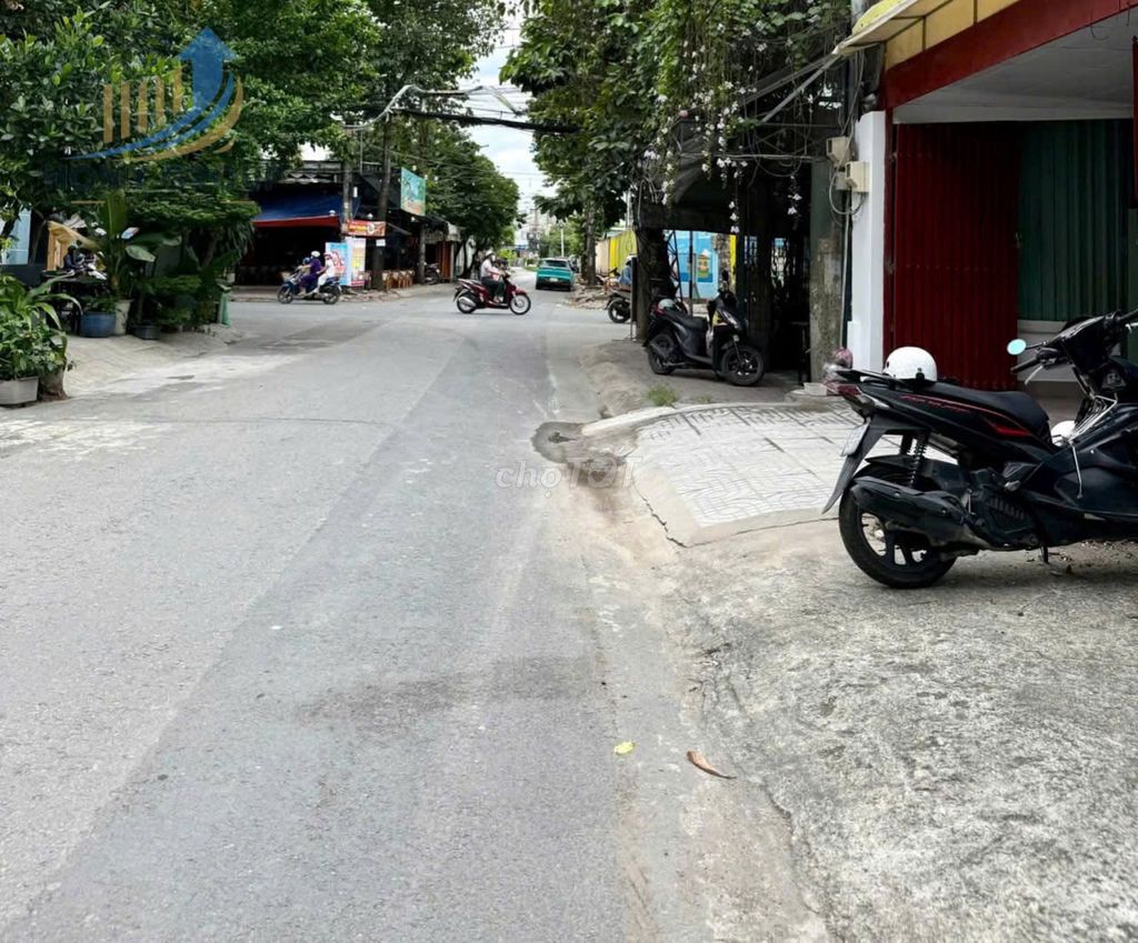Cho thuê kho 100m2 KDc sông đà Hiệp Bình Chánh thủ Đức 11tr