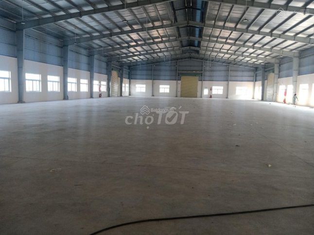 BÁN XƯỞNG 4200M2 KCN LONG HẬU .CÁCH THÀNH PHỐ HỒ CHÍ MINH 1km