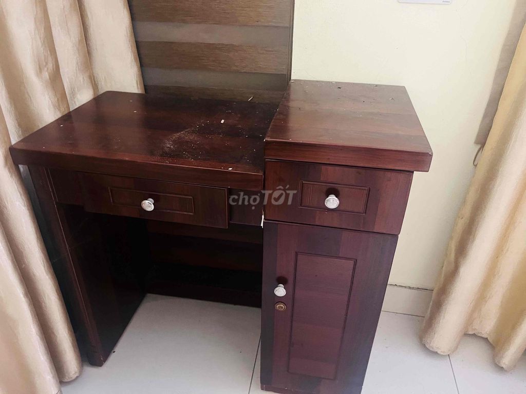 Bàn trang điểm Gỗ Nâu. Mua bán Bàn ghế tại Huyện Đông Anh Hà Nội được đăng bởi Phuong Le  hình 1