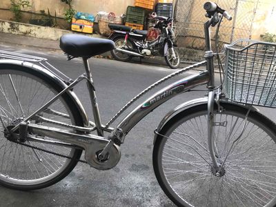Xe đạp sinh viên giá rẻ mắc tiền inox