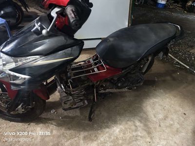 2 chiếc ab110 máy êm ru cho ae lấy phụ tùng. Mua bán Xe máy tại Thành phố Bến Tre Bến Tre được đăng bởi bến tre