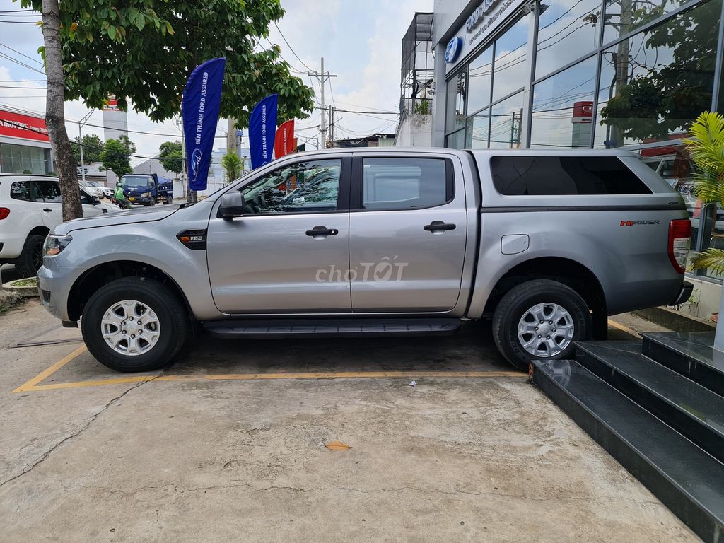 Ford Ranger XLS 2017, bảo hành 2025 hỗ trợ vay 70%