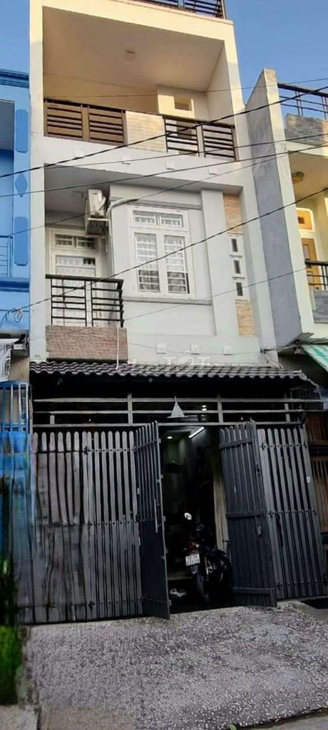 Nhà 4x14m 1 trệt 2 lầu hẻm 10m đường Bình Trị Đông quận Bình Tân