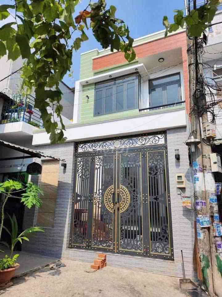 Аренда · 3 комн. · 85 м² · Quận Bình Tân, ул. Đường Bùi Dương Lịch