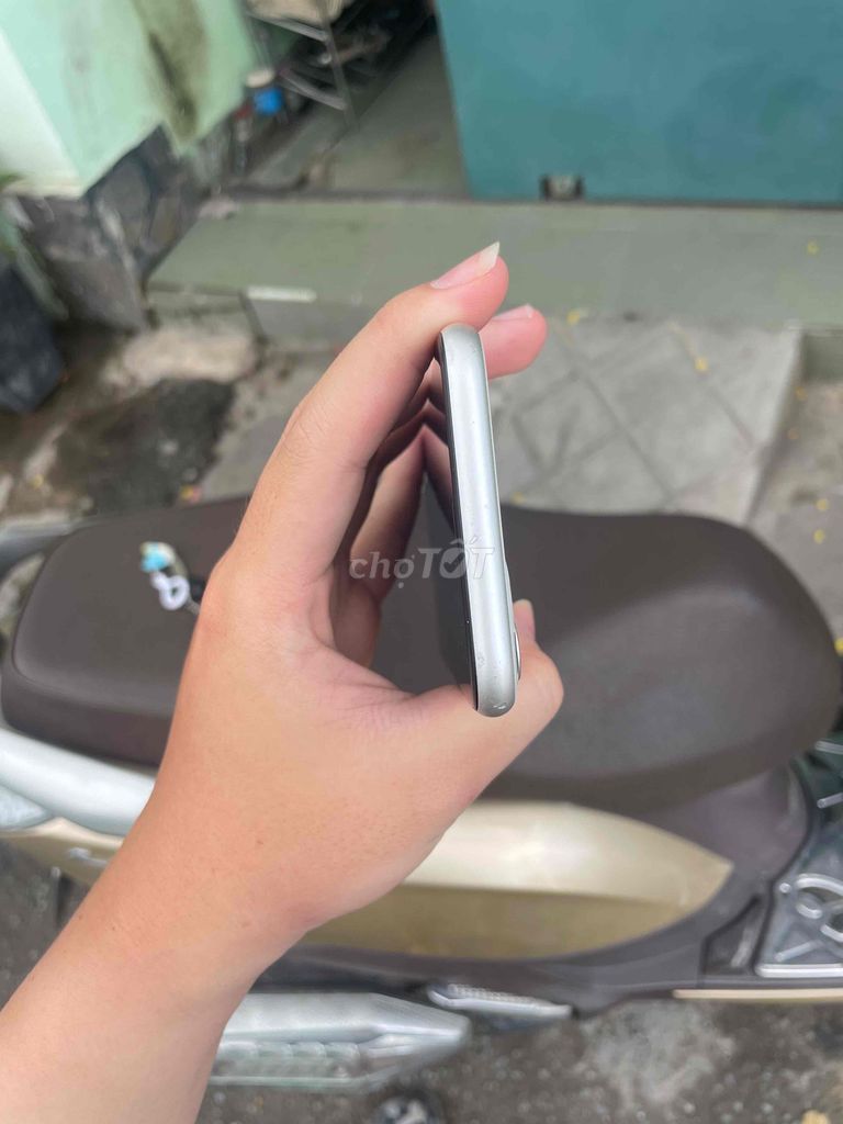 Apple iPhone 11 64GB Trắng. Mua bán Điện thoại tại Thành phố Biên Hòa Đồng Nai được đăng bởi Hoàng An hình 1