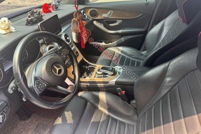 Mercedes Benz GLC 250 4Matic 2016-chỉ 745tr. Mua bán Ô tô tại Quận Bắc Từ Liêm Hà Nội được đăng bởi Halee Will