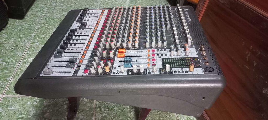 🍎🍎 MIXER BEHRINGER XENYX XL1600