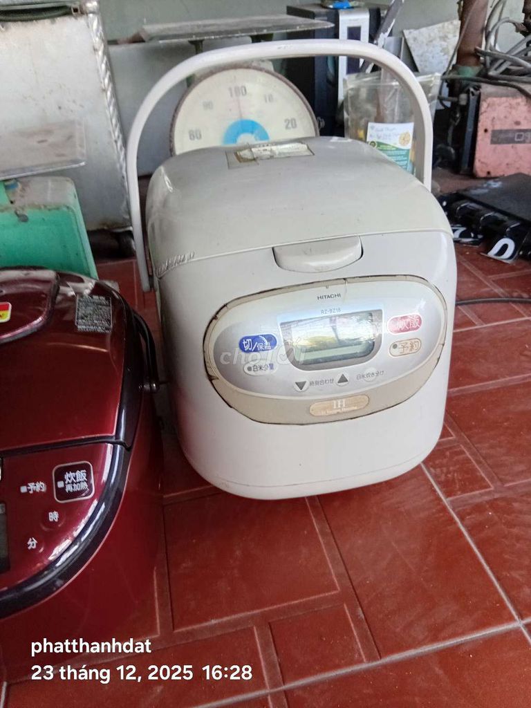 Nồi cơm điện Hitachi RZ-RV10BKM Đỏ. Mua bán Bếp, lò, đồ điện nhà bếp tại Huyện Hải Hậu Nam Định được đăng bởi Thu Phương hình 1