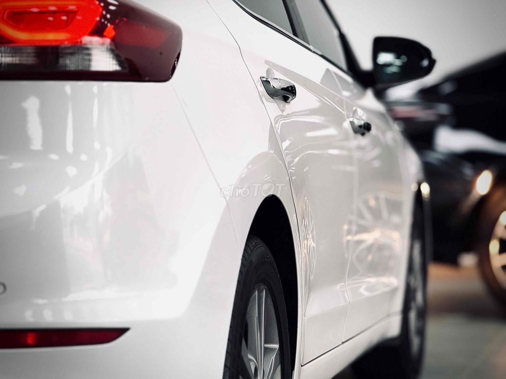 Hyundai Elantra GLS 1.6AT 2017 siêu đẹp. Mua bán Ô tô tại Thành phố Thủ Đức Tp Hồ Chí Minh được đăng bởi Nguyen Trung hình 7