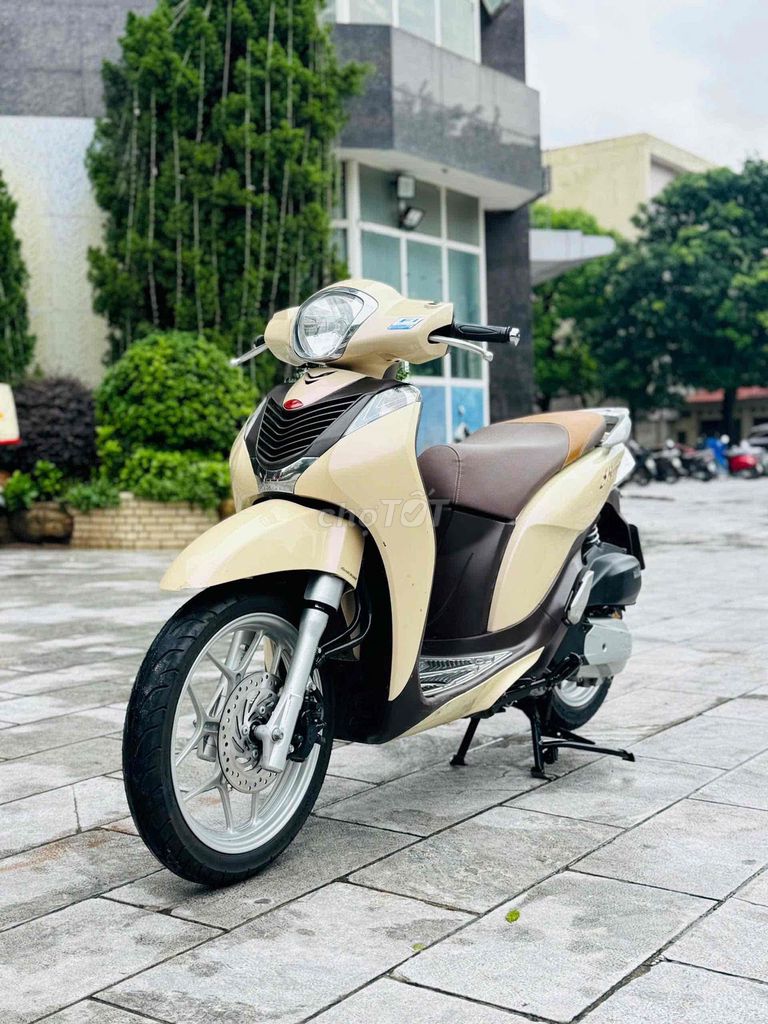 Honda Sh модель 125fi 2016 Золотая машина для окрашивания кремом цинк 100%