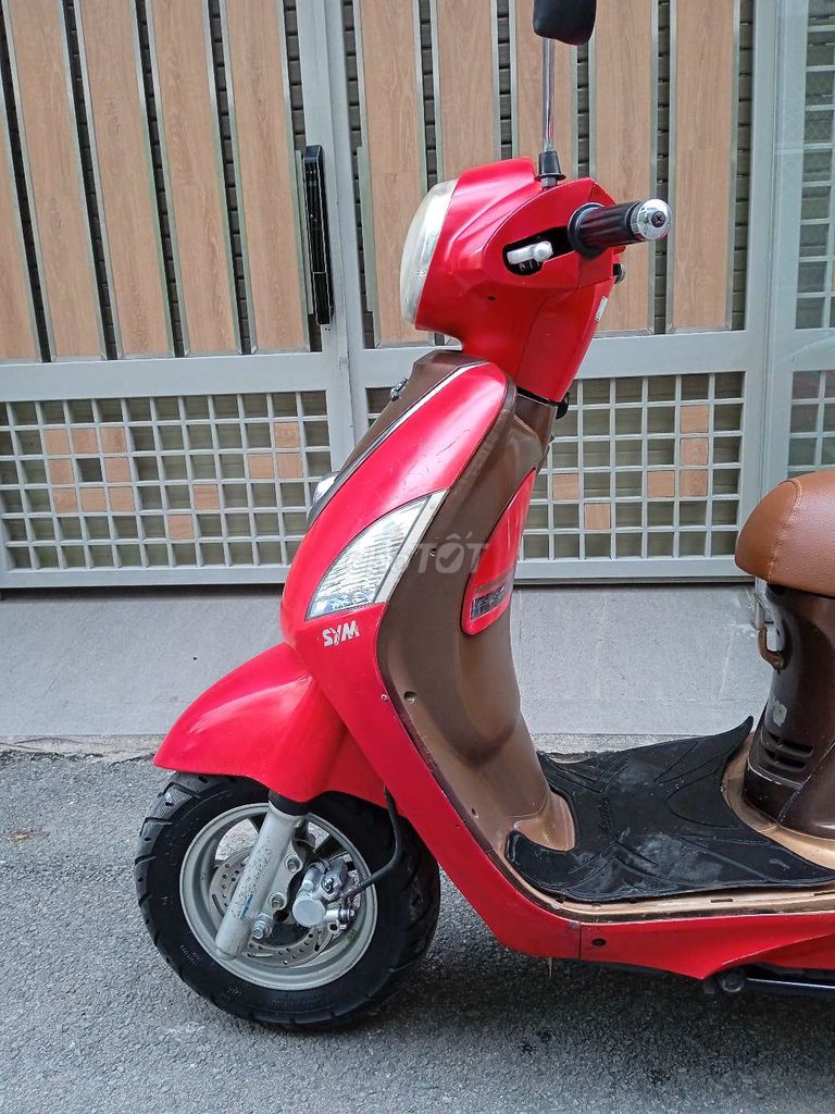 ELIZABETH NỮ HOÀNG Fi .NK  TỒN KHO 2016 CL CAO 90%. Mua bán Xe máy tại Quận 3 Tp Hồ Chí Minh được đăng bởi Vạn Hạnh University  hình 3