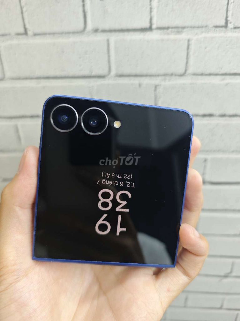 Samsung ZFlip 7 256GB Xanh Navy. Mua bán Điện thoại tại Thành phố Huế Thừa Thiên Huế được đăng bởi Thiên Đạt Hồ hình 1