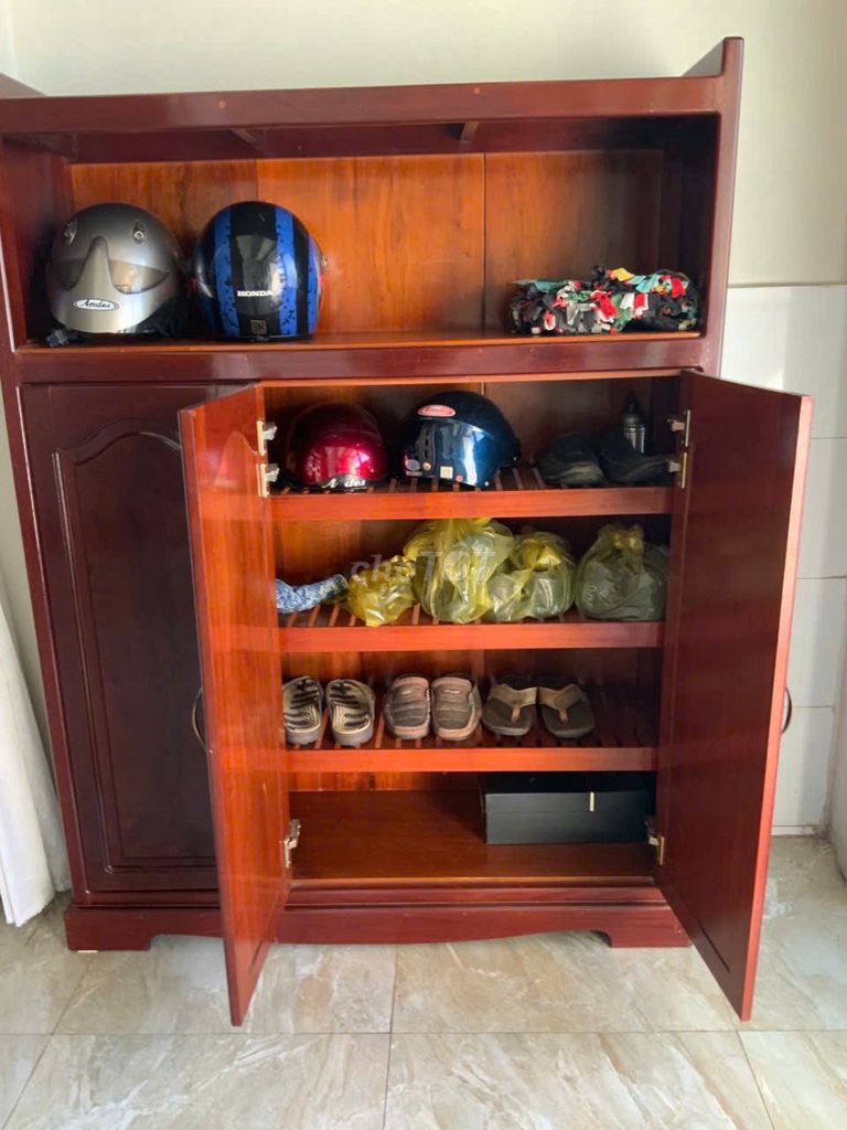Tủ giày dép Ván bên Căm xe Nâu đỏ 1.6m. Mua bán Tủ, kệ gia đình tại Huyện Thạnh Trị Sóc Trăng được đăng bởi Nguyễn Phong hình 1