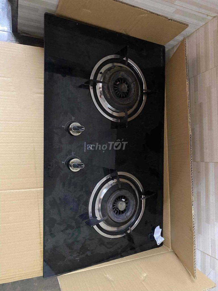 Bếp ga âm Electrolux EH0723BA Kính Đen. Mua bán Bếp, lò, đồ điện nhà bếp tại Huyện Hóc Môn Tp Hồ Chí Minh được đăng bởi tiên hình 1