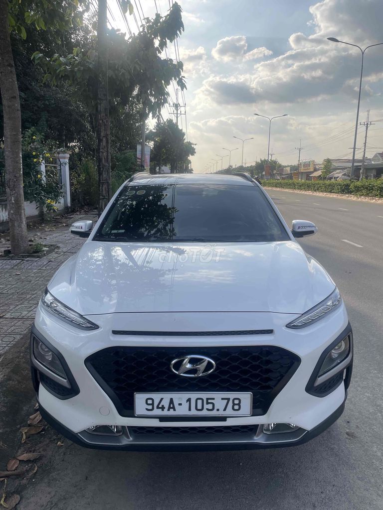 Hyundai Kona 2019 2.0 AT ĐẶC BIỆT - 93nghin km. Mua bán Ô tô tại Thị xã Bến Cát Bình Dương được đăng bởi Phạm Huy hình 3