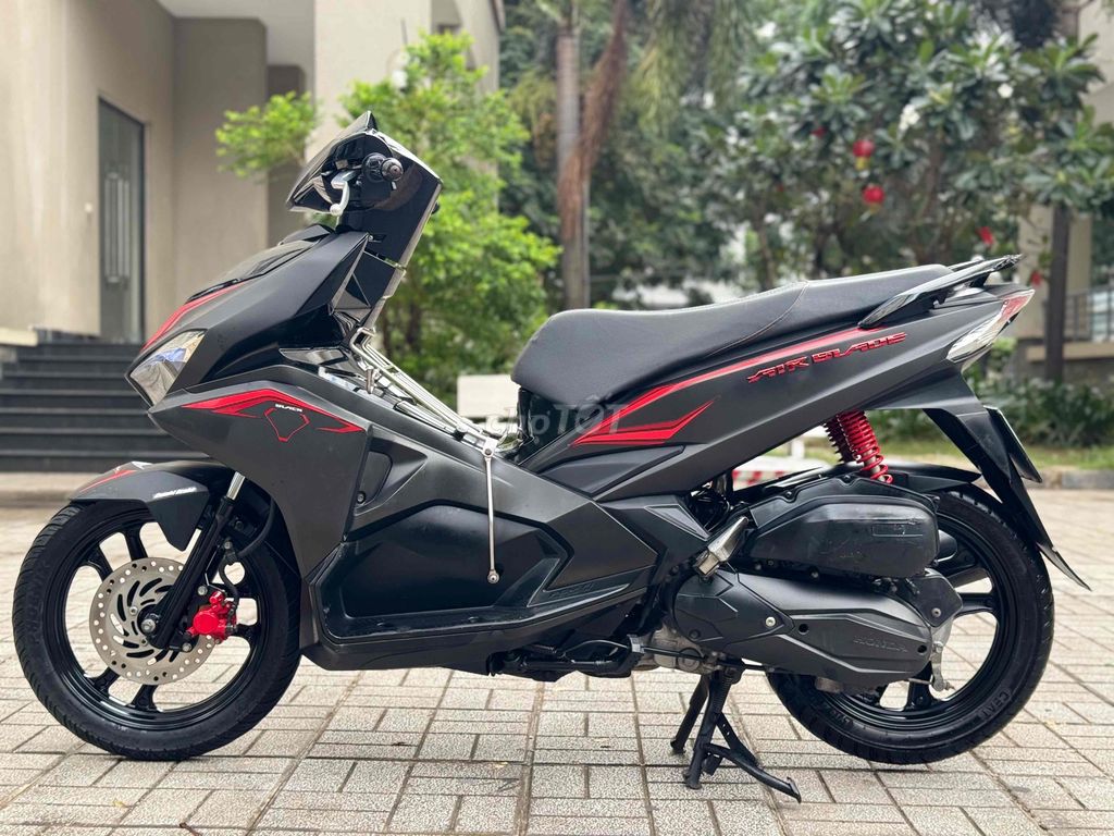 Honda Air Blade 125 2016 с хошиминскими номерами, один хозяин, оригинал