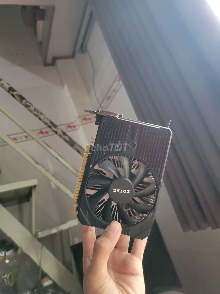 SẴN CÂY ZOTAC GTX 1050TI 4G ĐẸP CHẠY FULL