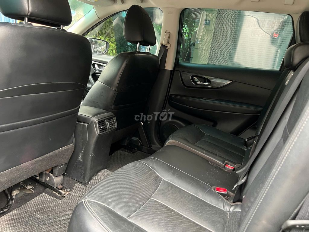 Nissan Xtrail 2.5 SV premium AWD sx 2017 đk 2018. Mua bán Ô tô tại Quận Long Biên Hà Nội được đăng bởi AUTO TÂN HƯNG THỊNH hình 16